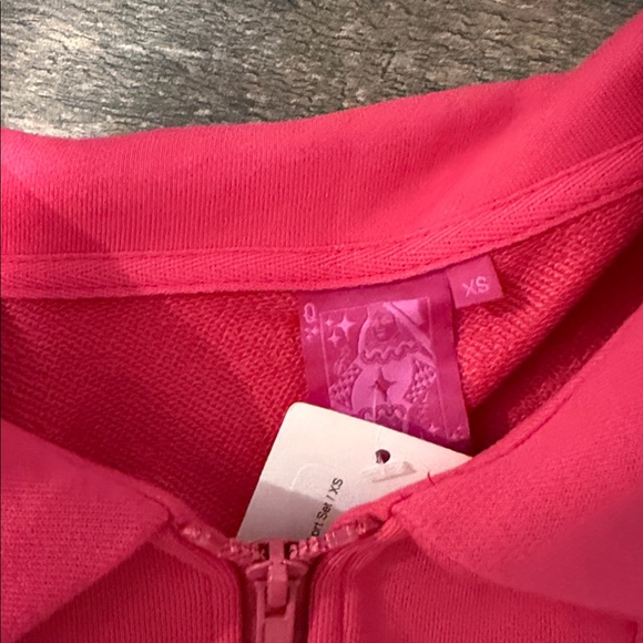 Queen of sparkles butterfly hot pink set skort and top NWT xs - Picture 3 of 6